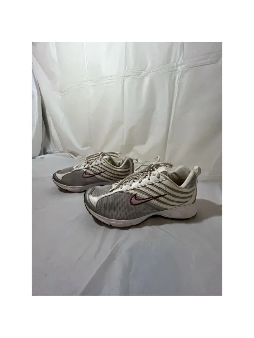Nike Women Shoe Air Impel II Size 8.5 White Silver Walking Sneaker nike 312932-0
